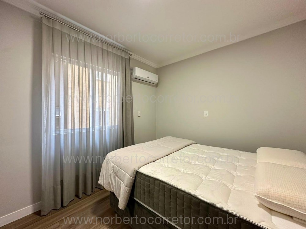 Apartamento 2 quadra mar , Meia Praia, Itapema SC 