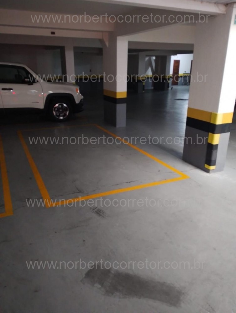 Apartamento pr�ximo ao mar, centro de Itapema SC 