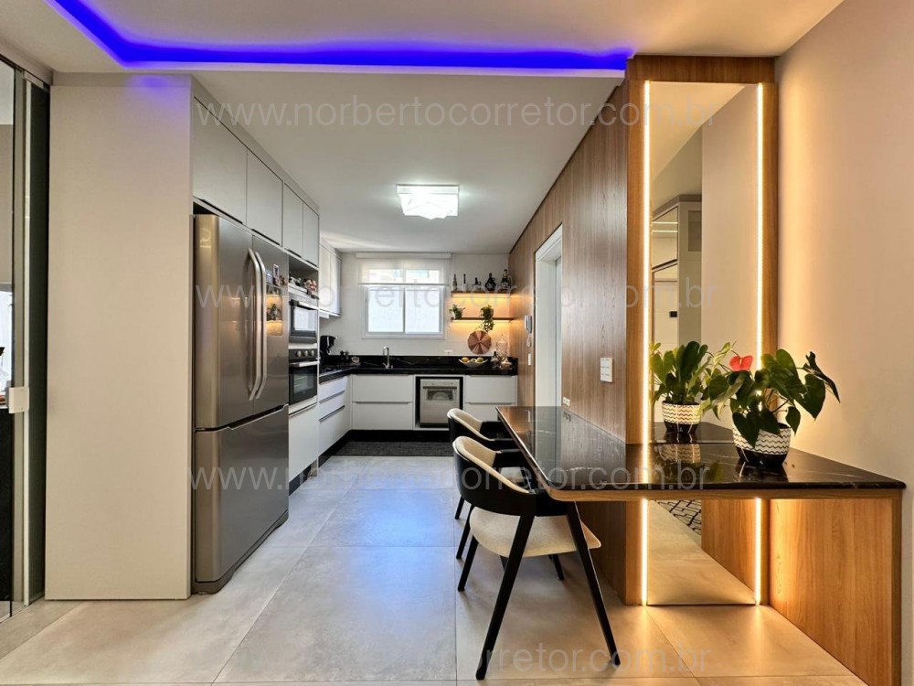 Apartamento 2 quadra mar , mobiliado , Itapema SC 