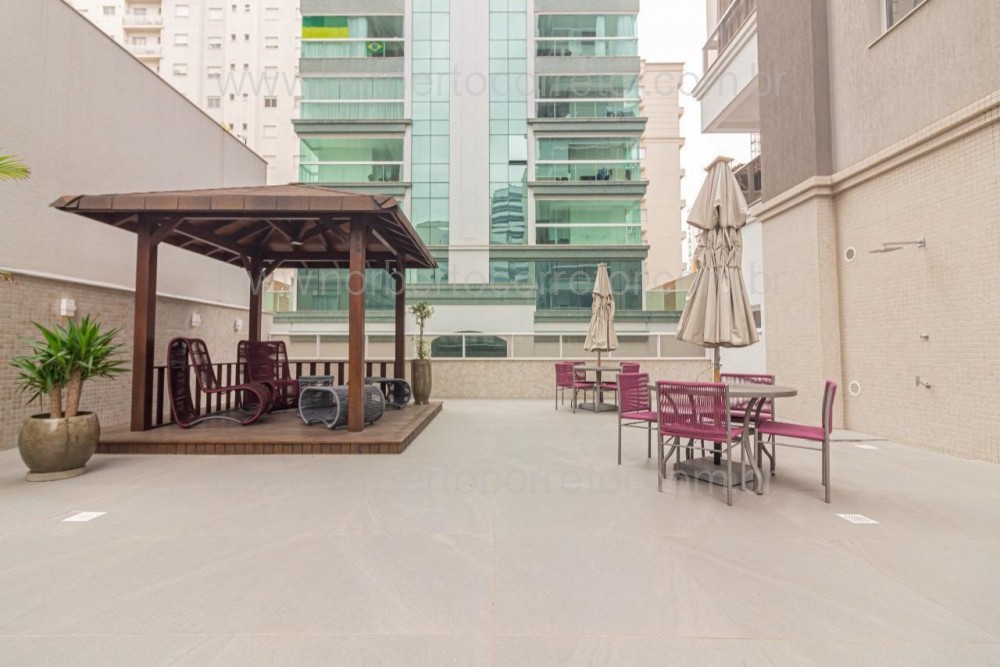 Apartamento 2 quadra mar , mobiliado , Itapema SC 