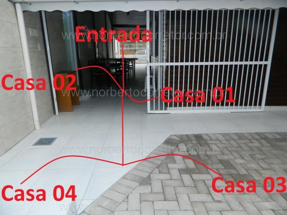 CASA PARA EXCURSO COM PISCINA PARA  60 PESSOAS