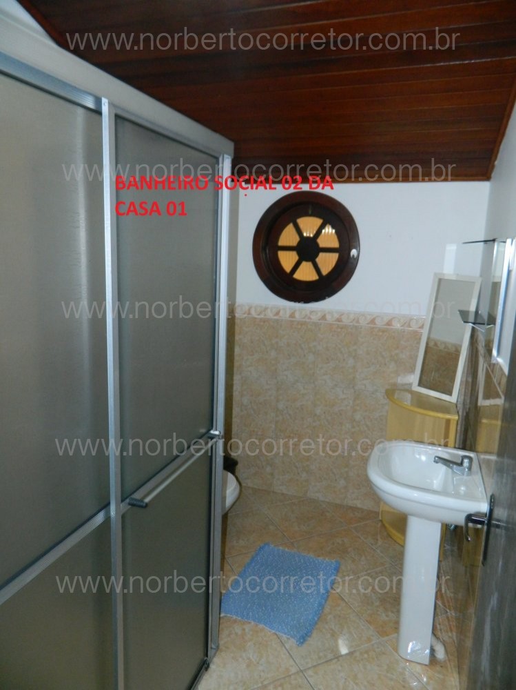 CASA PARA EXCURSO COM PISCINA PARA  60 PESSOAS