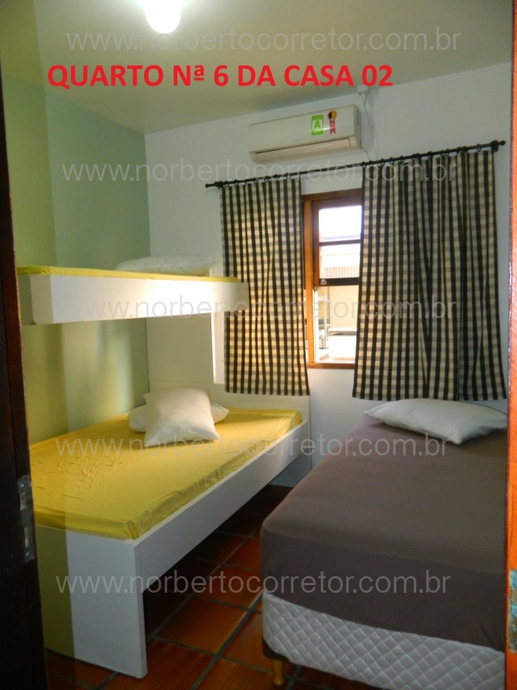 CASA PARA EXCURSO COM PISCINA PARA  60 PESSOAS