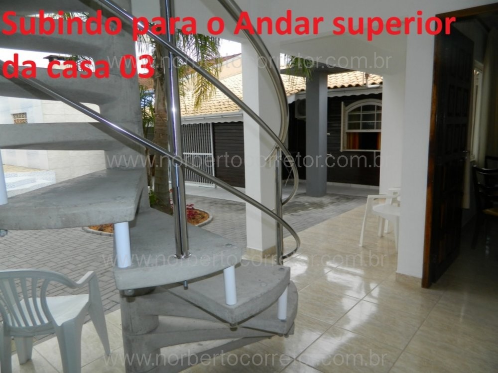 CASA PARA EXCURSO COM PISCINA PARA  60 PESSOAS