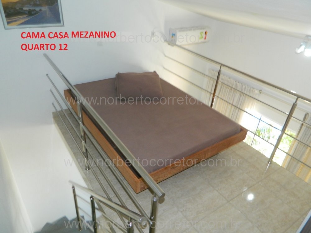 CASA PARA EXCURSO COM PISCINA PARA  60 PESSOAS