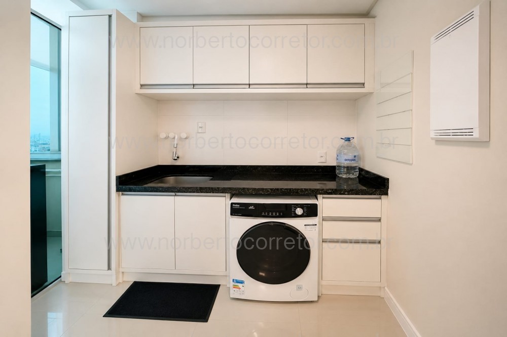 Apartamento mobiliado Meia Praia, Itapema SC 
