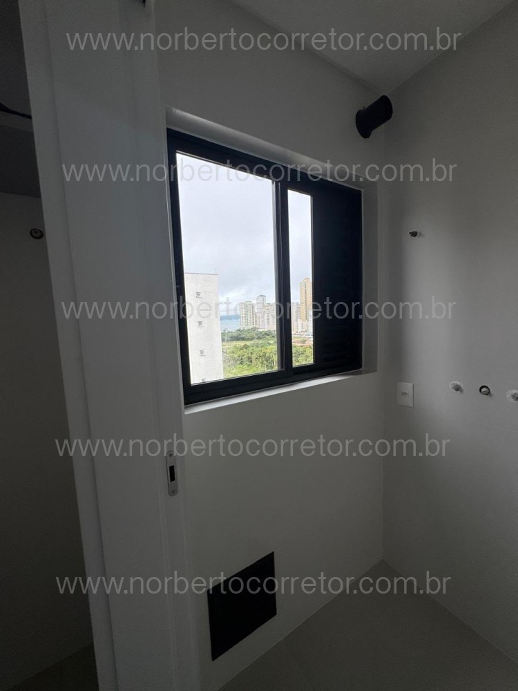 Apartamento 3 su�tes, Meia Praia, Itapema SC