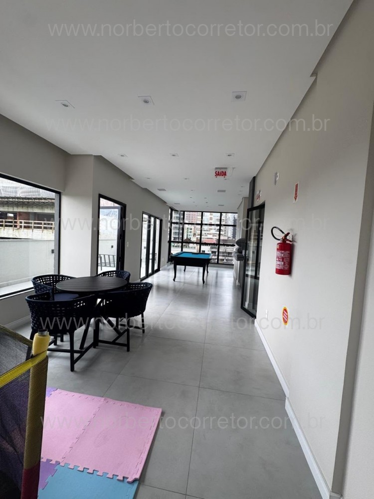 Apartamento 3 su�tes, Meia Praia, Itapema SC