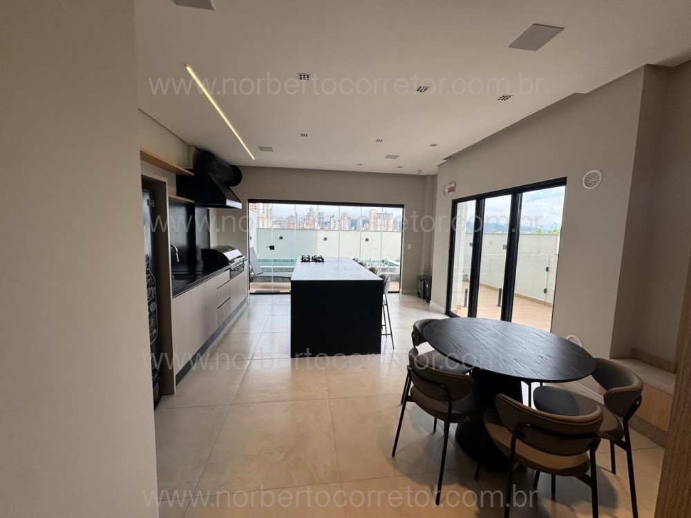 Apartamento 3 su�tes, Meia Praia, Itapema SC
