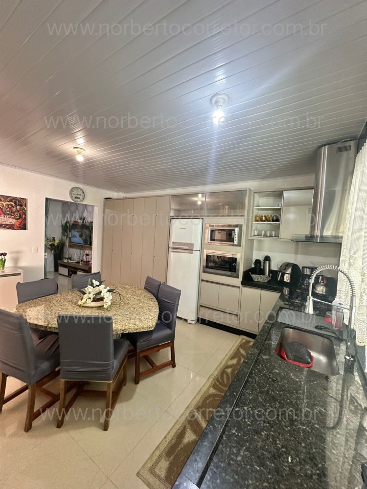 CASA COM PISCINA  03  SUITE TEMPORADA MEIA PRAIA 