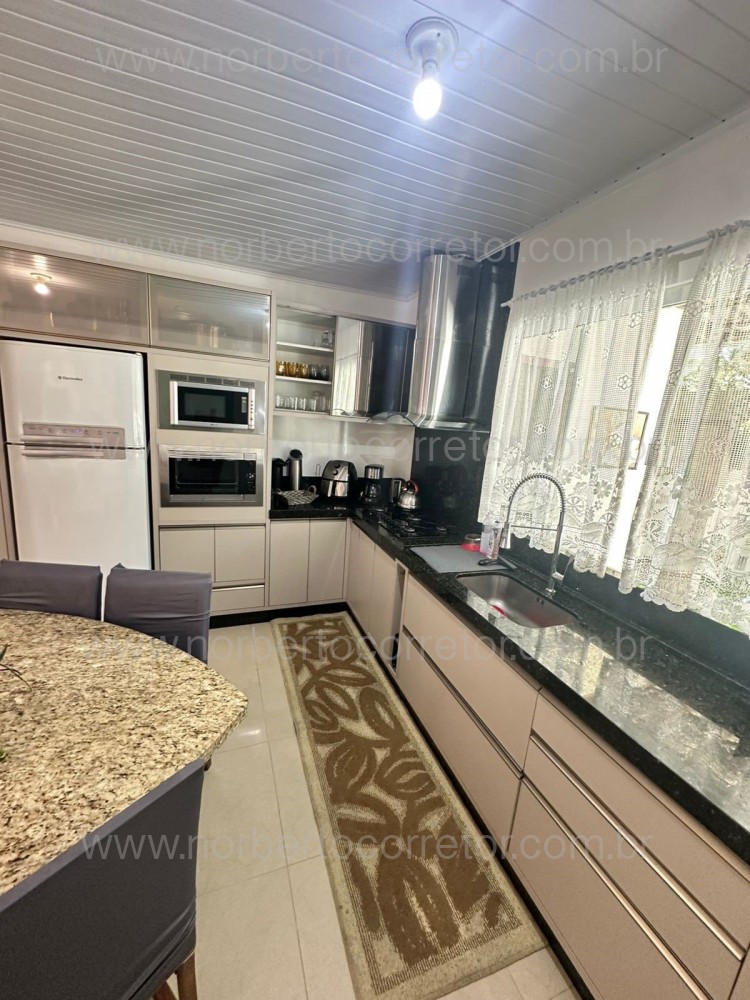 CASA COM PISCINA  03  SUITE TEMPORADA MEIA PRAIA 