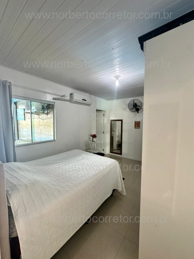 CASA COM PISCINA  03  SUITE TEMPORADA MEIA PRAIA 