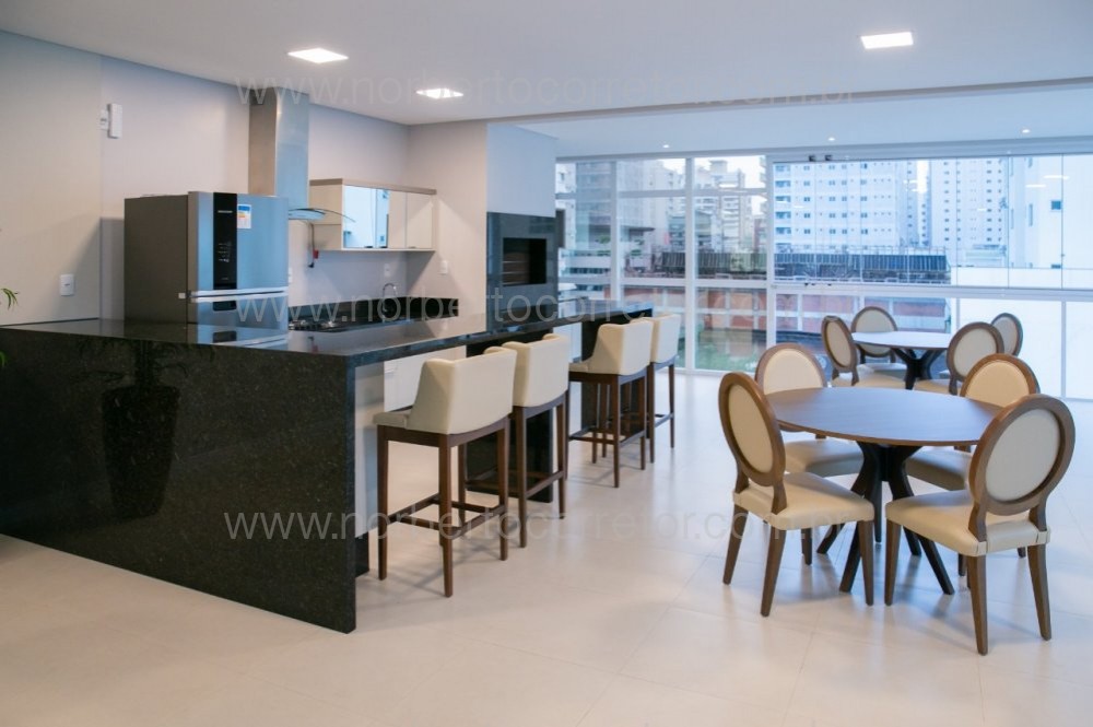 APARTAMENTO A VENDA EM MEIA PRAIA  04 SUTES 