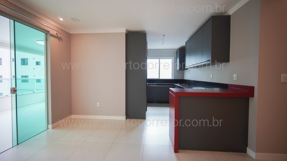 APARTAMENTO A VENDA EM MEIA PRAIA  04 SUTES 