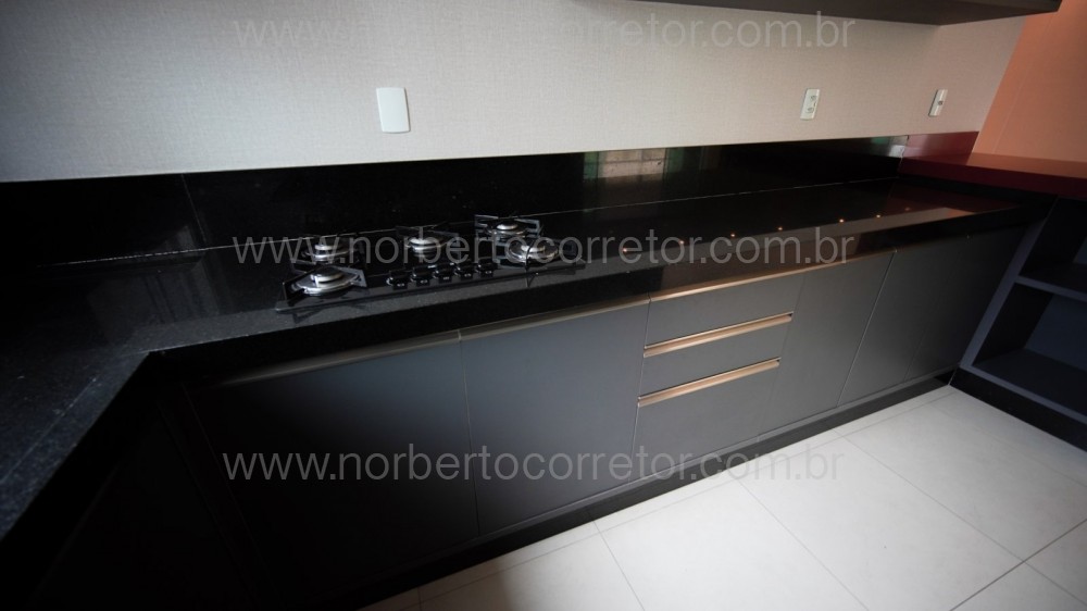 APARTAMENTO A VENDA EM MEIA PRAIA  04 SUTES 