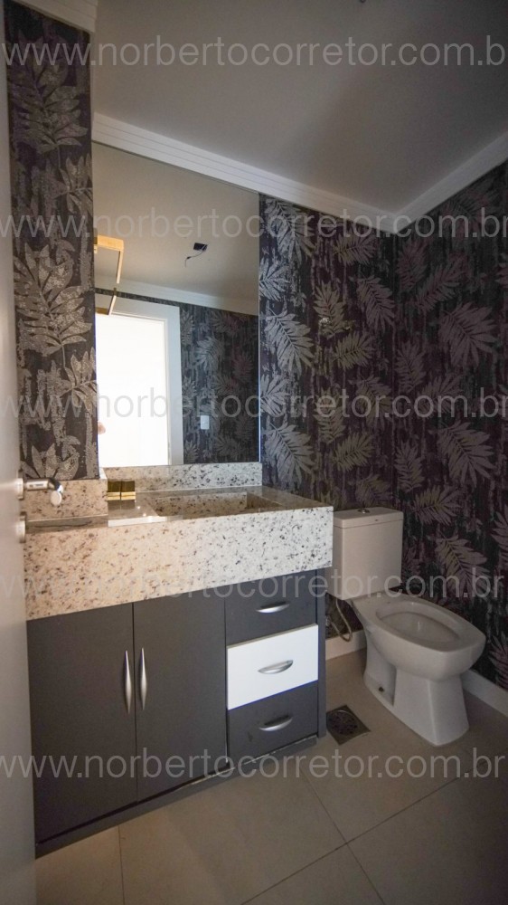 APARTAMENTO A VENDA EM MEIA PRAIA  04 SUTES 