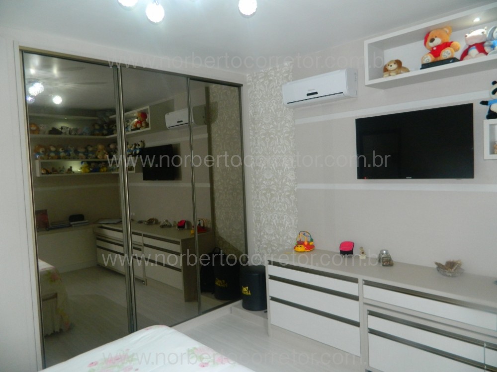 CASA COM PISCINA TEMPORADA  PORTO BELO PEREQUE 