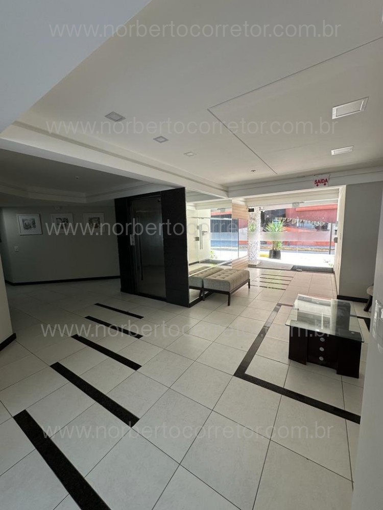 COBERTURA FRENTE MAR MEIA PRAIA