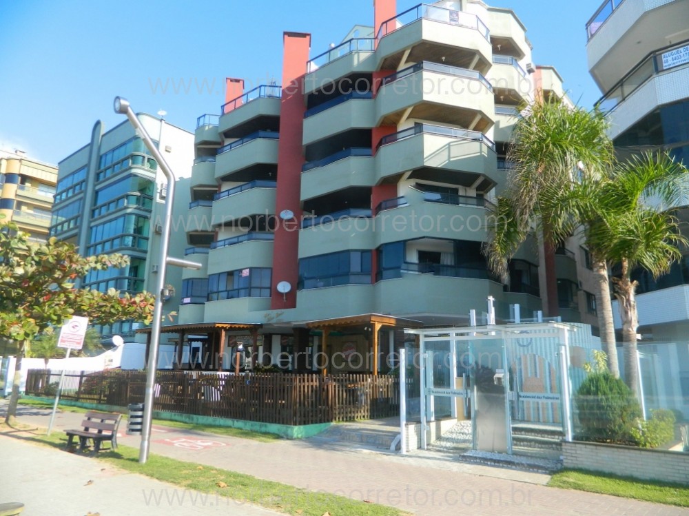 APARTAMENTO FRENTE MAR  MEIA PRAIA