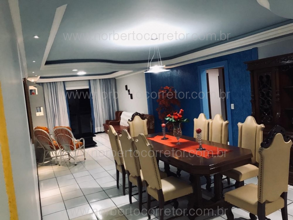 APARTAMENTO FRENTE MAR  MEIA PRAIA