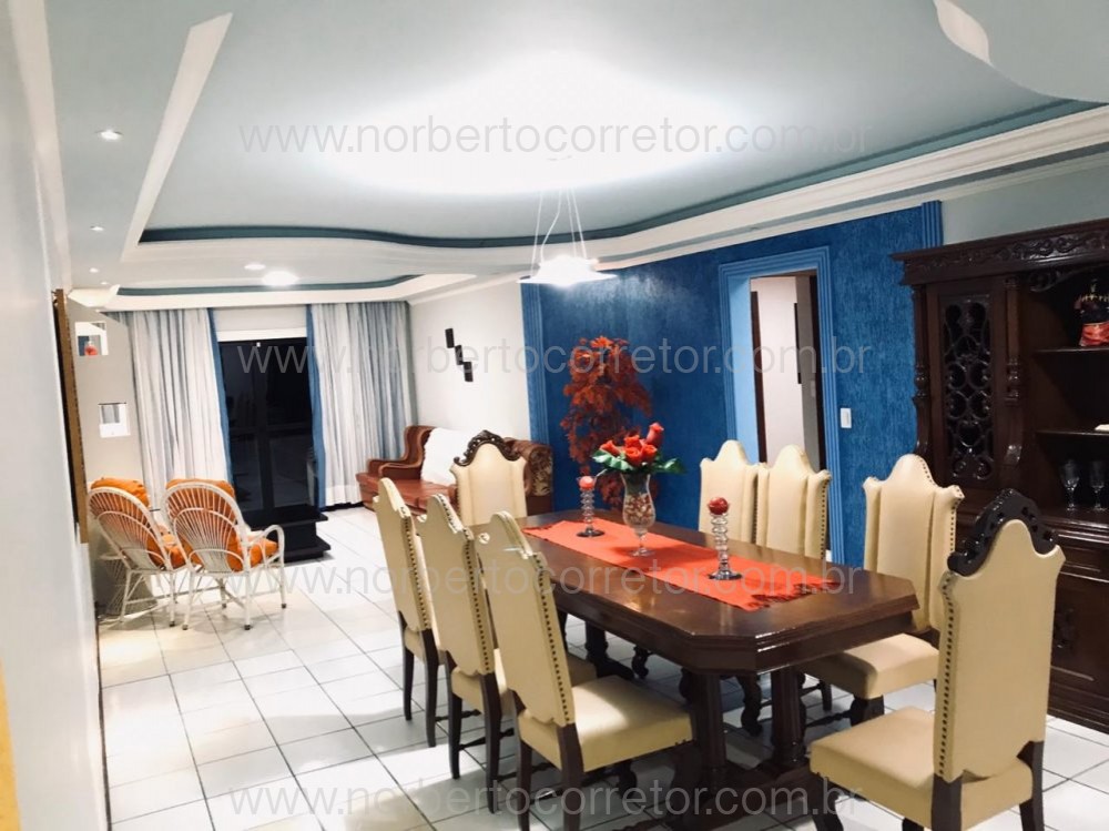 APARTAMENTO FRENTE MAR  MEIA PRAIA