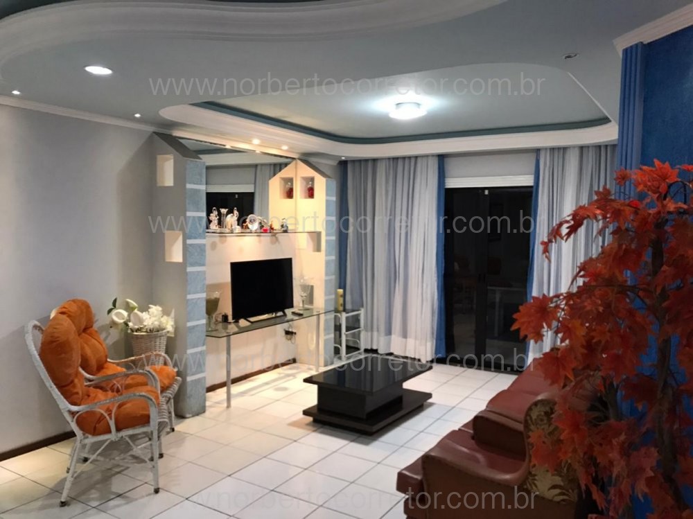 APARTAMENTO FRENTE MAR  MEIA PRAIA