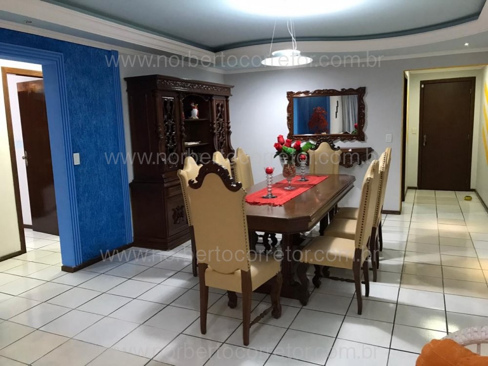 APARTAMENTO FRENTE MAR  MEIA PRAIA