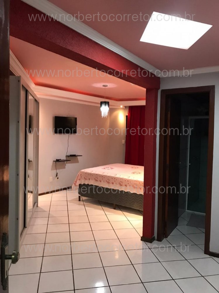 APARTAMENTO FRENTE MAR  MEIA PRAIA