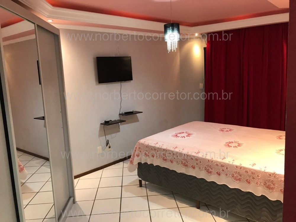 APARTAMENTO FRENTE MAR  MEIA PRAIA