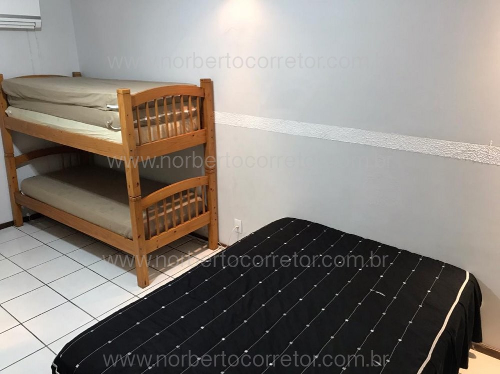 APARTAMENTO FRENTE MAR  MEIA PRAIA