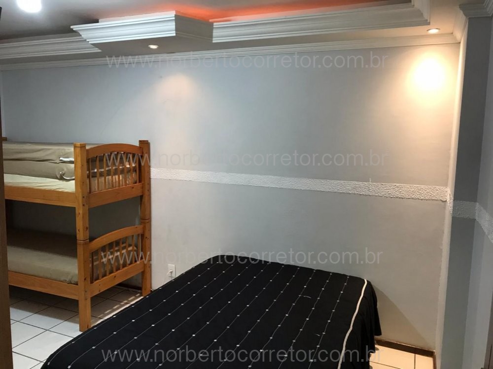 APARTAMENTO FRENTE MAR  MEIA PRAIA