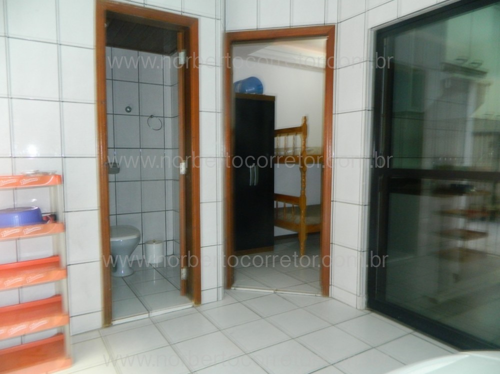 APARTAMENTO FRENTE MAR  MEIA PRAIA