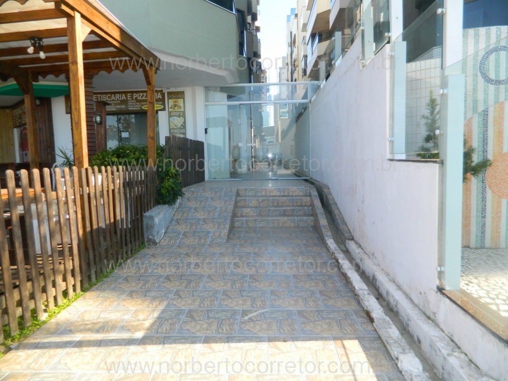 APARTAMENTO FRENTE MAR  MEIA PRAIA